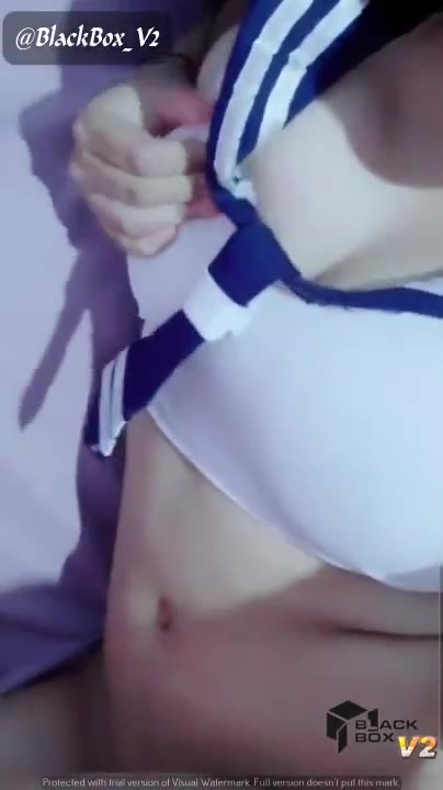 Bocah Bali Ngocok Kontol Sampai Crott! Gede Banget!